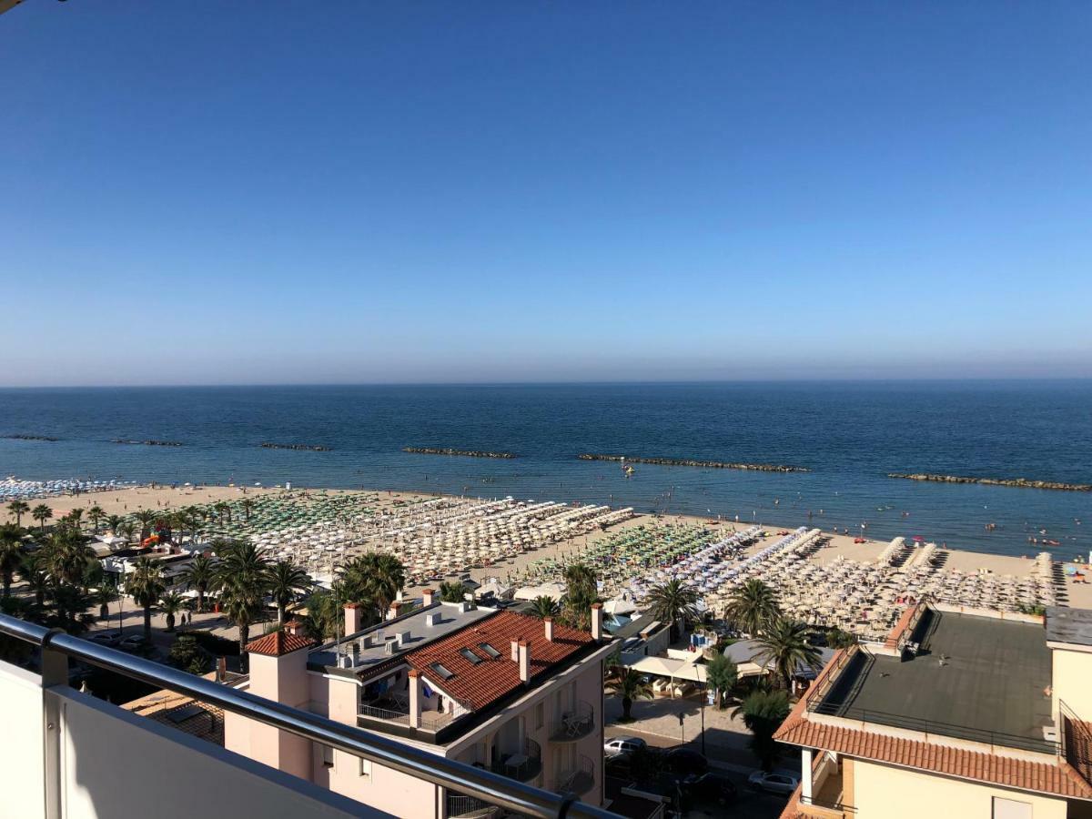圣贝内代托-德尔特龙托Fronte Mare Panoramico San Benedetto公寓 外观 照片