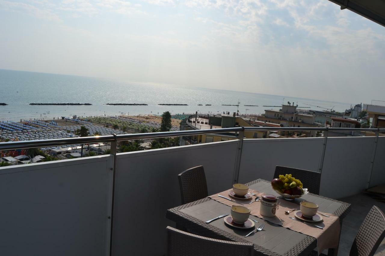 圣贝内代托-德尔特龙托Fronte Mare Panoramico San Benedetto公寓 外观 照片